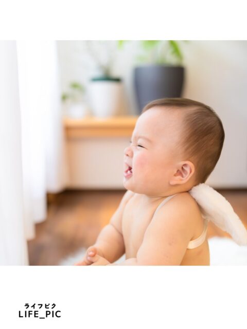 つくり込みすぎない、やさしいベビーフォト
「ナチュラルベビーフォト」
ご自宅で撮影できます。

自然な姿のまま、
今だけの愛おしさを残したいご家族へ。

かしこまらなくて大丈夫！特別な準備は必要ありません。いつもの空気ごと、お写真に残します。
・いつもの日常風景
・ミルクタイム
・沐浴やふれあいの時間 など

ご自宅で過ごす自然な姿を大切に撮影します。
ご相談だけでも歓迎です🌱

…出張撮影LIFE_PIC（ライフピク）…
横浜エリアを中心に、ご自宅やお参り先などへ出張撮影に伺います。
ニューボーンフォトからお宮参り・七五三・入園入学・成人式など、ご家族のライフイベントに広く寄りそって撮影しています。�【「愛おしい」を写真に込めて】�人生の中でふと訪れる、「愛おしい」と思う瞬間。あっという間に過ぎてしまう、ご家族の「いま」という時間と想いを、写真というカタチで未来に残しませんか？
【記念日、がんばらなくて大丈夫！】
「頑張らなきゃいけない記念日」から「頑張らなくていい、楽しい記念日」へ。準備やお世話、記念の日の大変なあれこれが、少しでも軽くなるようにお手伝いができれば幸いです。
�
#ナチュラルベビーフォト
#ニューボーンフォト
#出張撮影横浜
#横浜ママ
#ベビーフォト